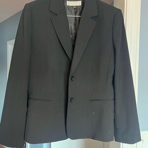 Tahari women’s  Black Blazer